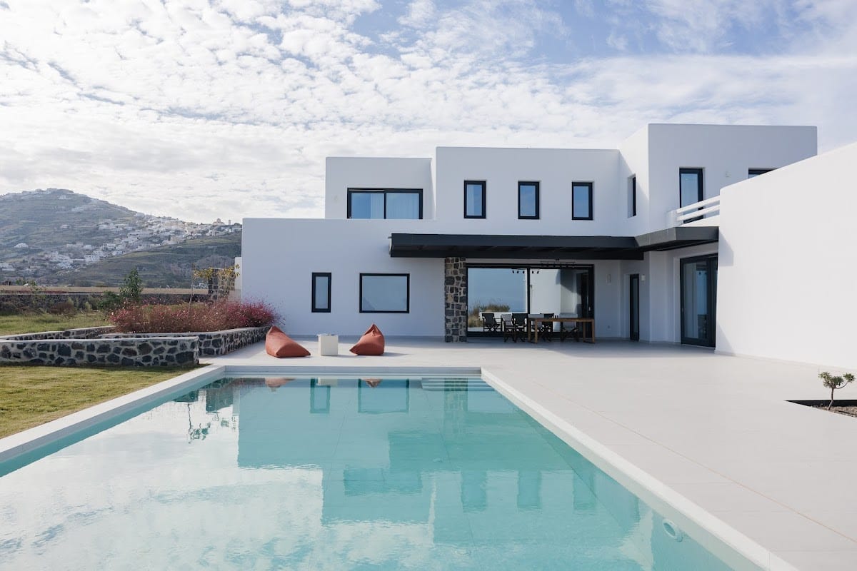 Santorini Vinery Mansion