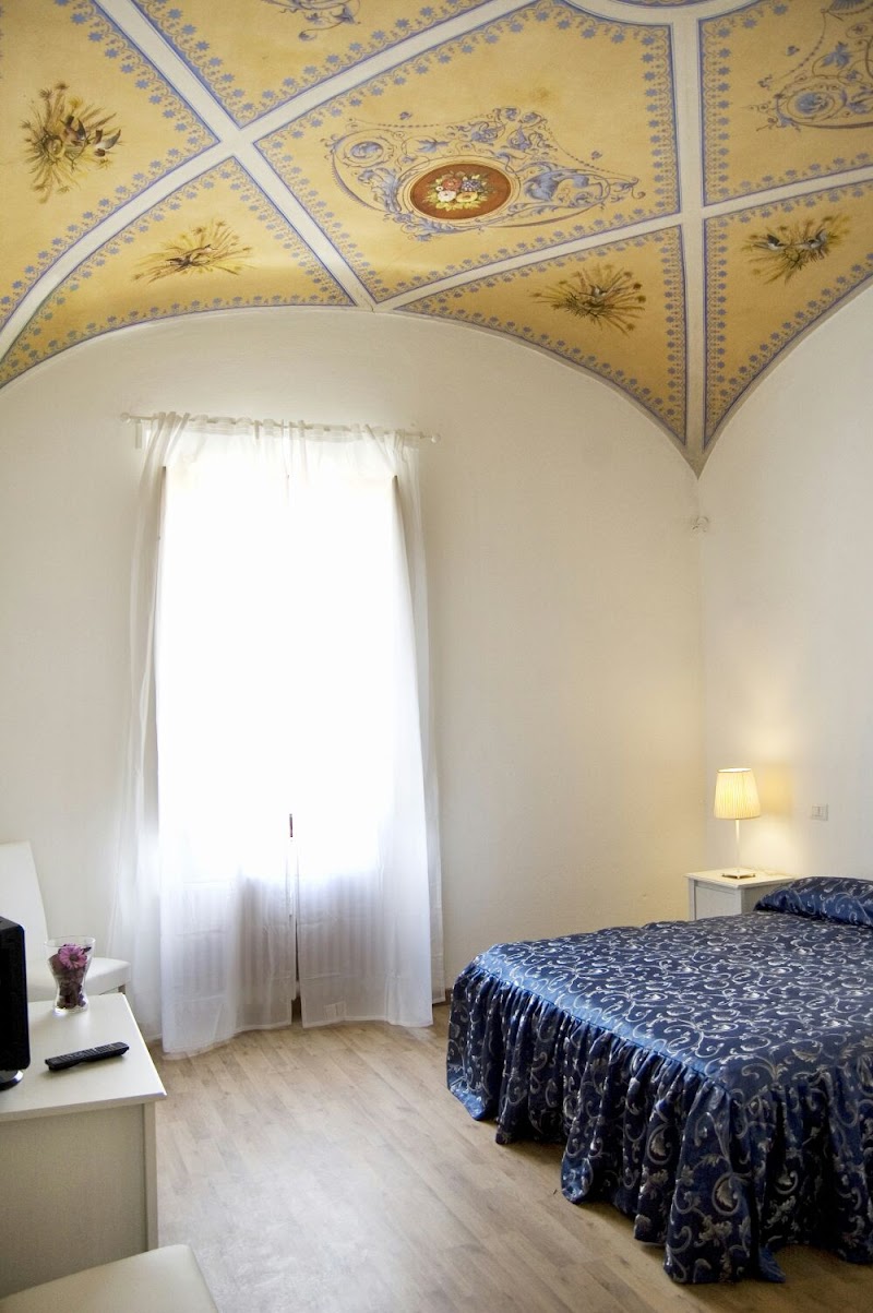 Relais La Corte Dei Cavalieri - B&B Residenza d'Epoca