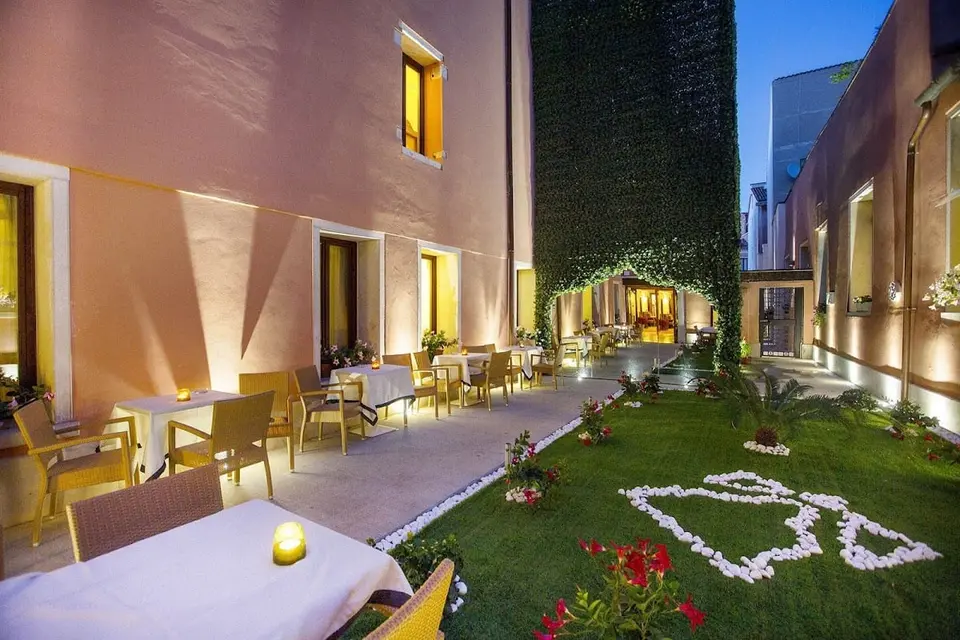 Ai Mori d’Oriente Hotel