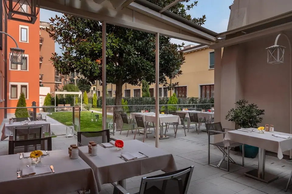Carnival Palace Hotel - Venice Collection