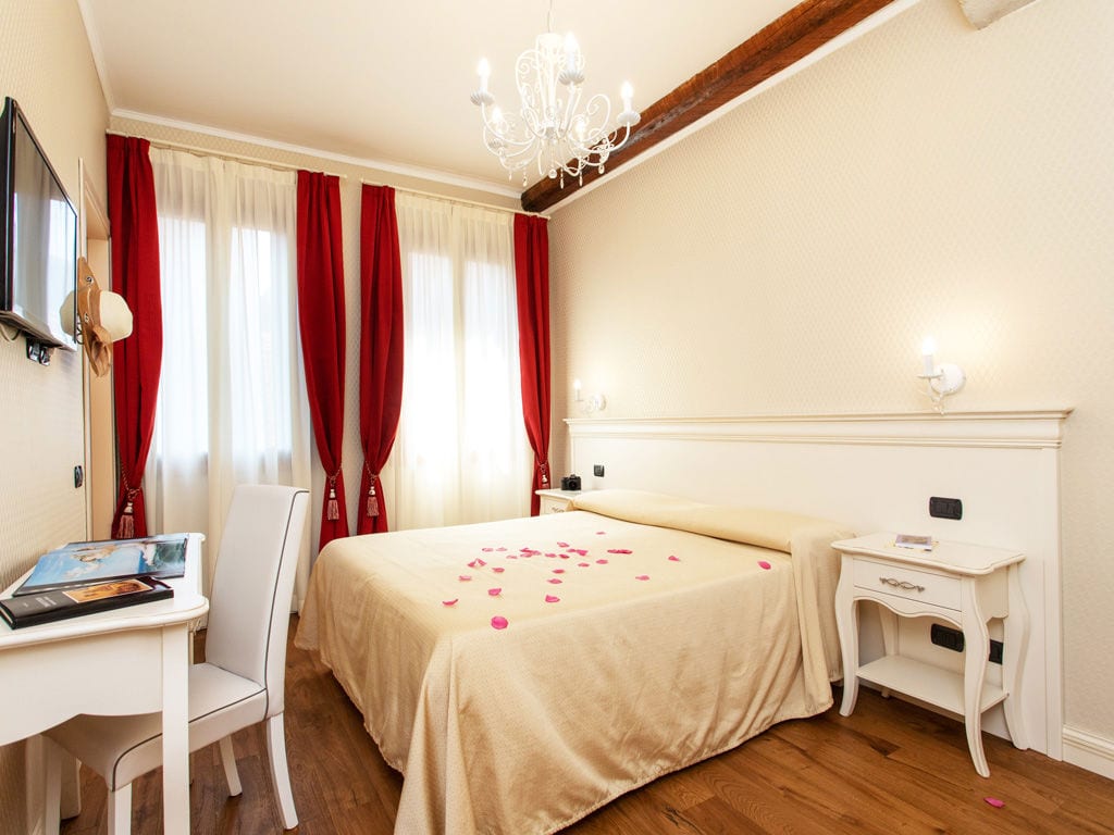 Charming Palace Santa Fosca