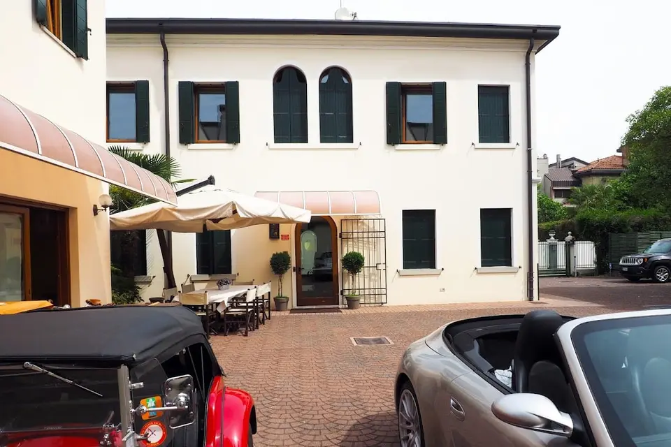 Hotel Cris